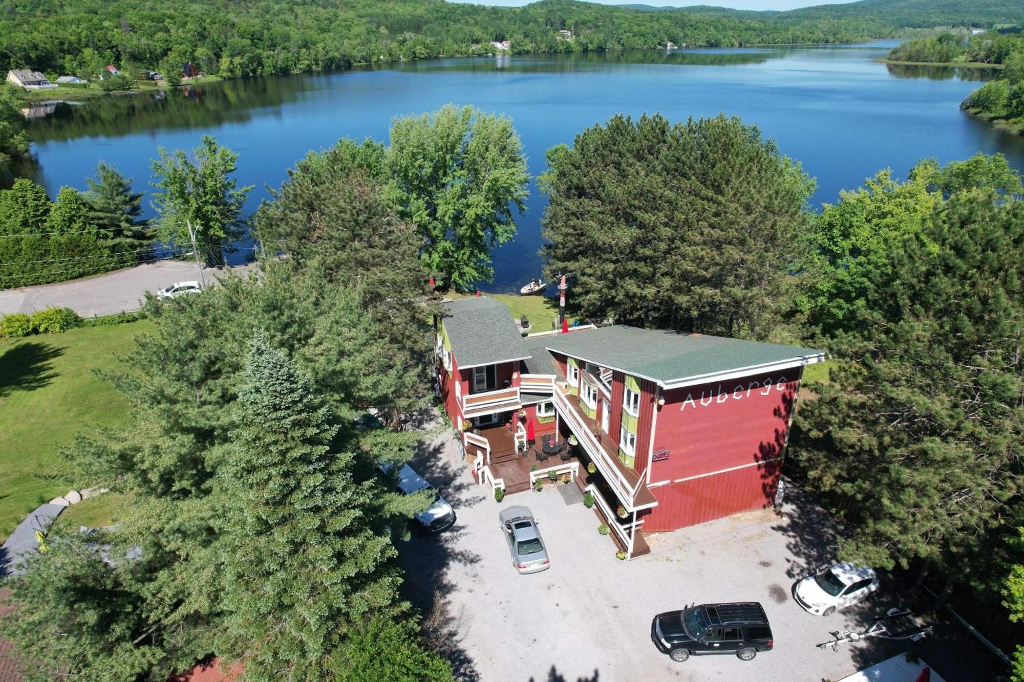 Auberge De Ferme-Neuve Lac-Saint-Paul Kültér fotó